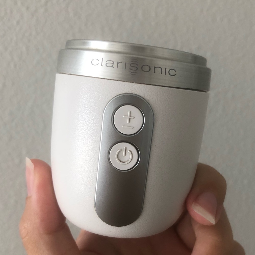 Clarisonic Mia fit white
